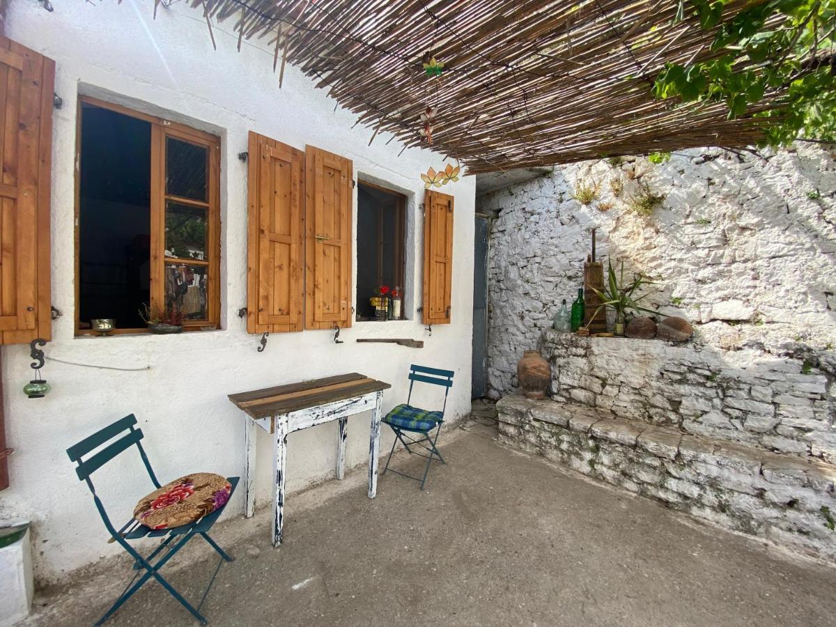 Shotgun Hostel & Guesthouse Vuno Zewnętrze zdjęcie